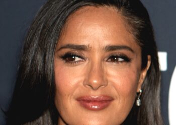Salma Hayek à 60 ans : le pouvoir d&rsquo;une icône qui a changé les règles